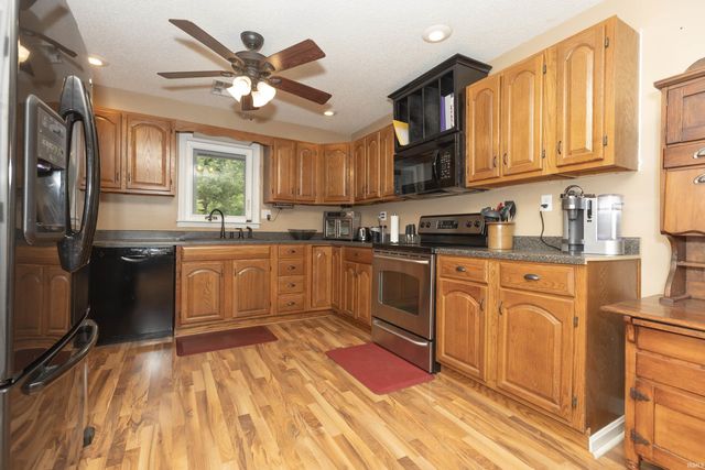 1688 Mt Gilead Road, Boonville, IN 47601