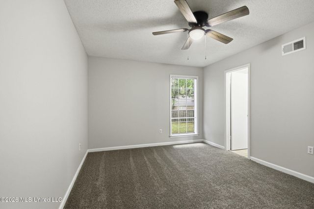 8415 Southernwood Cove, Southaven, MS 38671