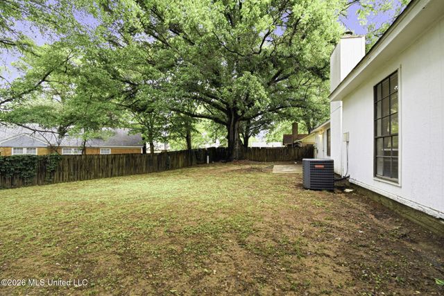 8415 Southernwood Cove, Southaven, MS 38671