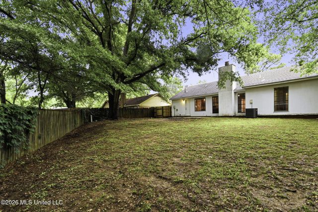8415 Southernwood Cove, Southaven, MS 38671