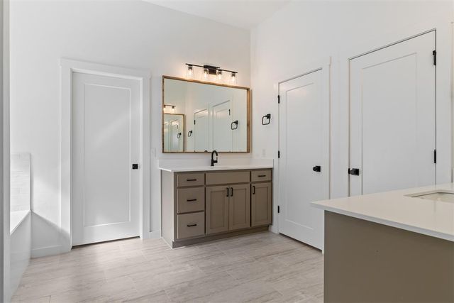 3807 Mesa Road, Norman, OK 73071