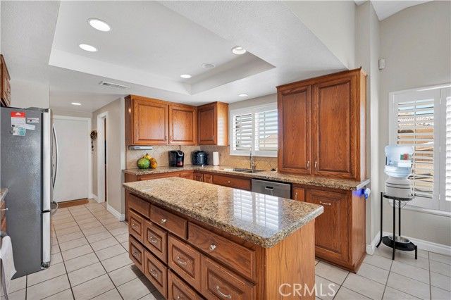 16258 Chiwi, Apple Valley, CA 92307