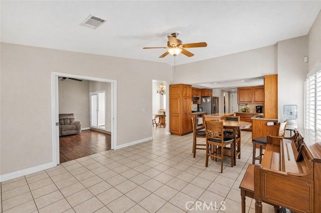 16258 Chiwi, Apple Valley, CA 92307