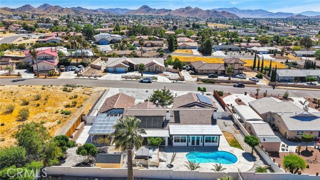 16258 Chiwi, Apple Valley, CA 92307