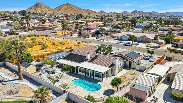 16258 Chiwi, Apple Valley, CA 92307