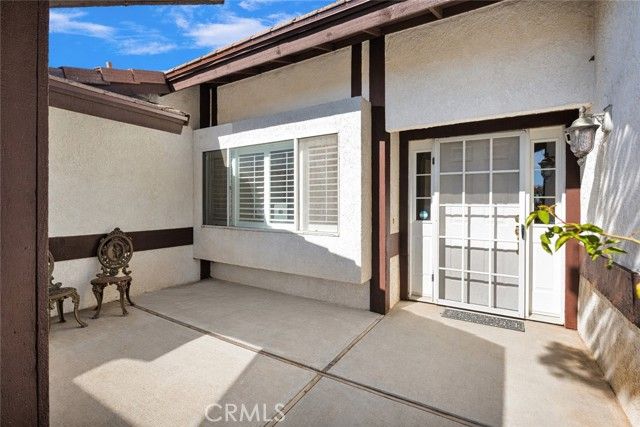 16258 Chiwi, Apple Valley, CA 92307