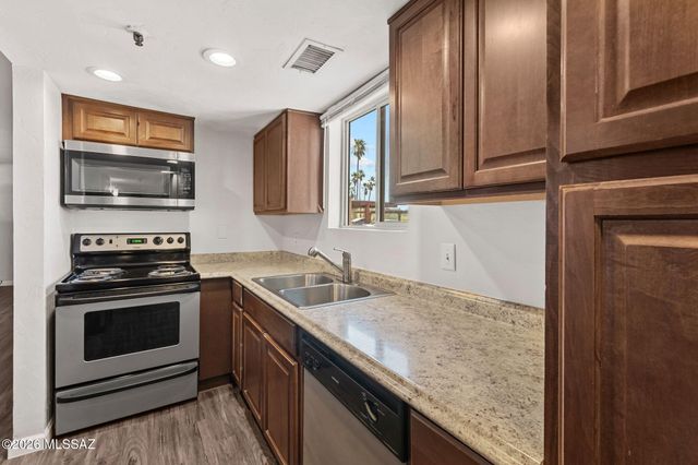 2601 W Broadway Blvd Apt 185, Tucson, AZ 85745