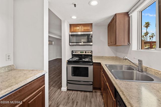 2601 W Broadway Blvd Apt 185, Tucson, AZ 85745