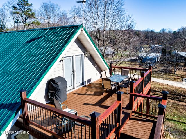 157 Helms Ferry Rd, Sharps Chapel, TN 37866