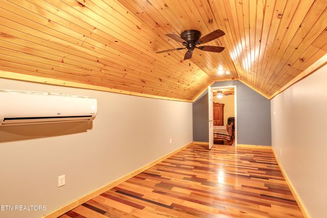 157 Helms Ferry Rd, Sharps Chapel, TN 37866