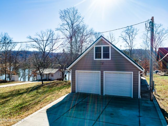 157 Helms Ferry Rd, Sharps Chapel, TN 37866