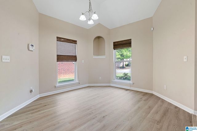 2813 OXMOOR GLEN DRIVE, Birmingham, AL 35211