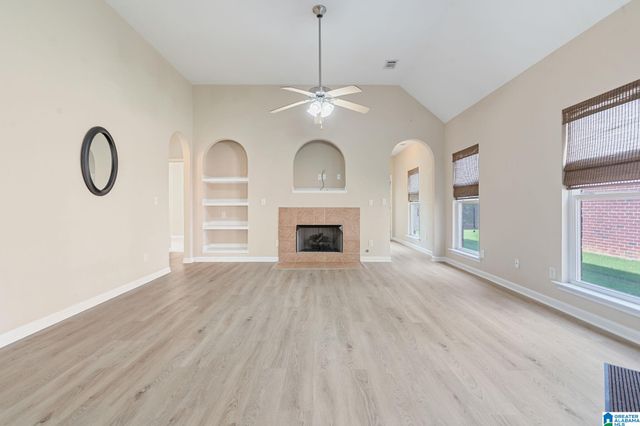 2813 OXMOOR GLEN DRIVE, Birmingham, AL 35211