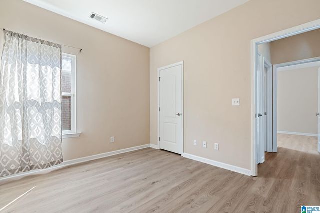 2813 OXMOOR GLEN DRIVE, Birmingham, AL 35211