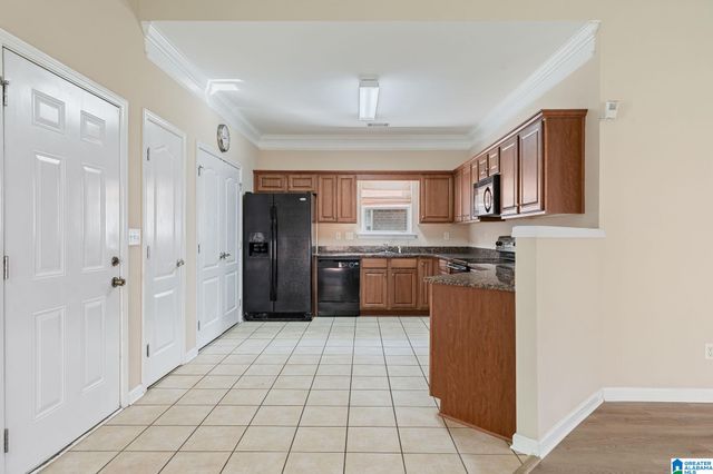 2813 OXMOOR GLEN DRIVE, Birmingham, AL 35211
