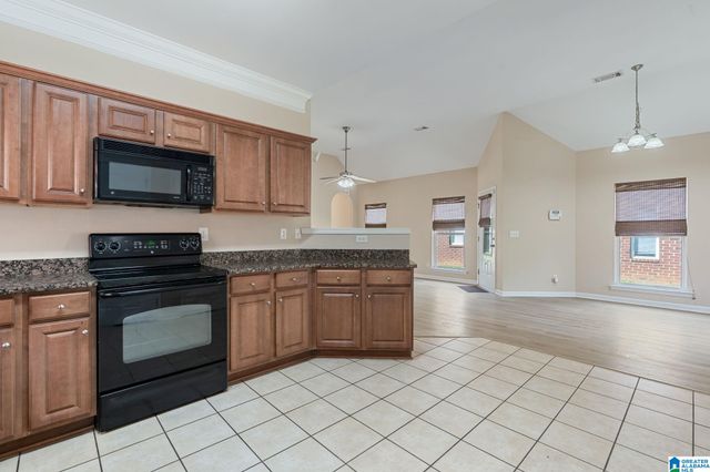 2813 OXMOOR GLEN DRIVE, Birmingham, AL 35211
