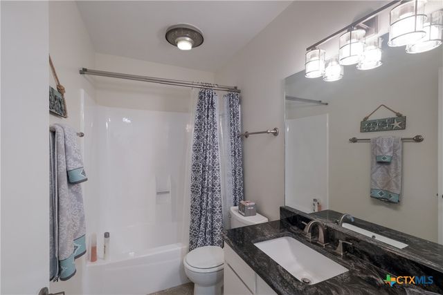 1135 Parkview Drive C16, Canyon Lake, TX 78133