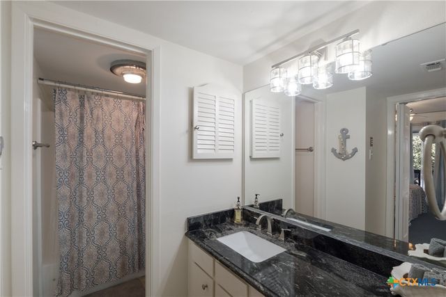 1135 Parkview Drive C16, Canyon Lake, TX 78133