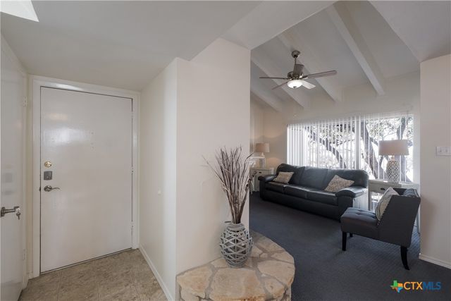 1135 Parkview Drive C16, Canyon Lake, TX 78133