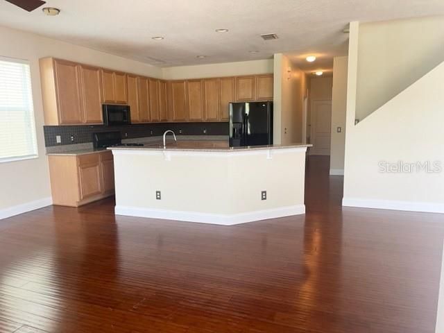 9114 OAK PRIDE COURT, Tampa, FL 33647