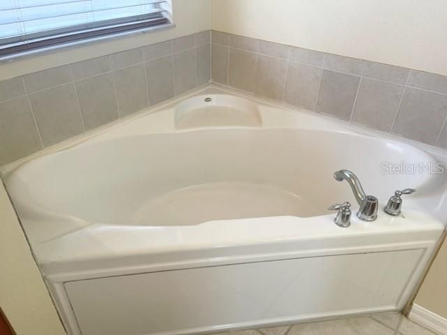 9114 OAK PRIDE COURT, Tampa, FL 33647