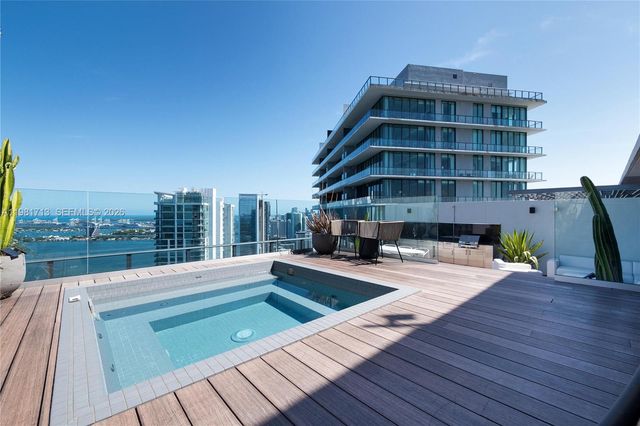 650 NE 32nd Street UPH5302, Miami, FL 33137
