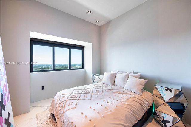 650 NE 32nd Street UPH5302, Miami, FL 33137