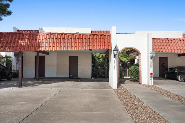 1209 Bernalillo Place SE, Albuquerque, NM 87123
