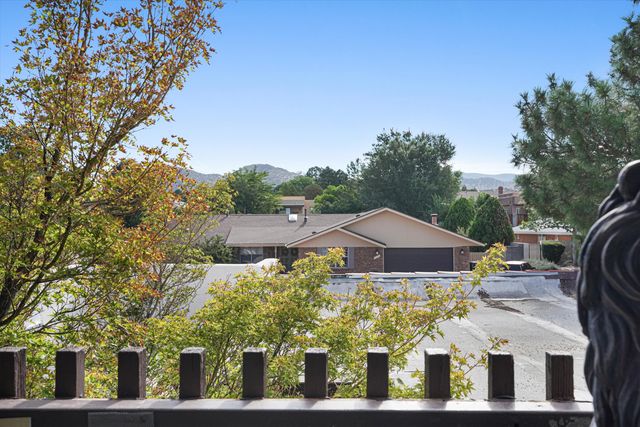 1209 Bernalillo Place SE, Albuquerque, NM 87123
