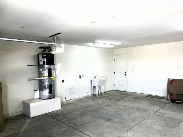 13119 Candlewood Road, Apple Valley, CA 92308