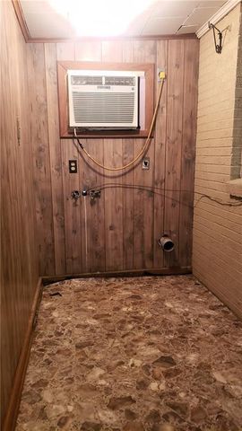 2221 ROBIN Road, Alexandria, LA 71301