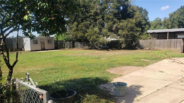 2221 ROBIN Road, Alexandria, LA 71301