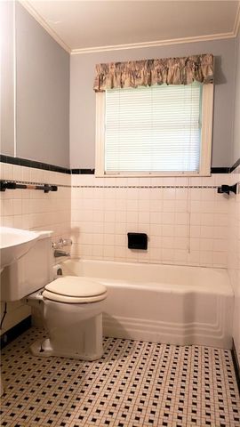 2221 ROBIN Road, Alexandria, LA 71301