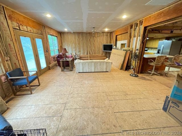 429728 E 1147 Road, Porum, OK 74455