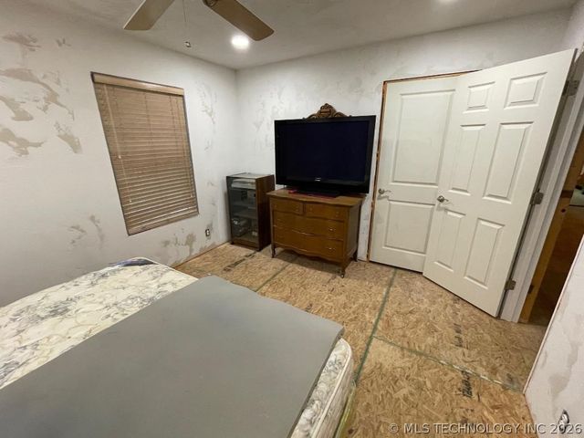 429728 E 1147 Road, Porum, OK 74455