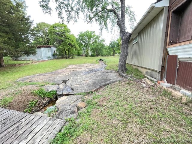 429728 E 1147 Road, Porum, OK 74455