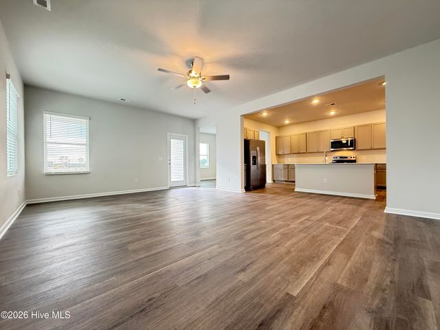 1098 Hanson Drive, Leland, NC 28451