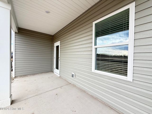 1098 Hanson Drive, Leland, NC 28451