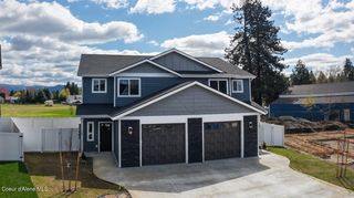 156 E LOBO LOOP, Hayden, ID 83835