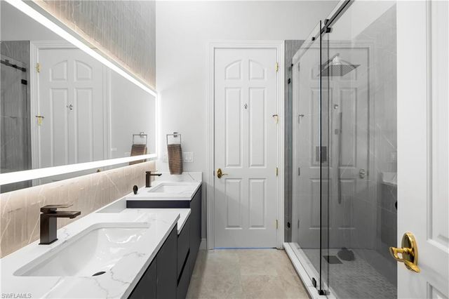 480 Terracina WAY, Naples, FL 34119