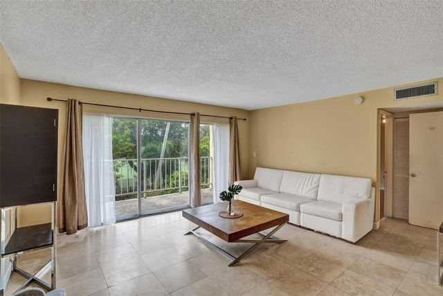 200 178th Drive 309, Sunny Isles Beach, FL 33160