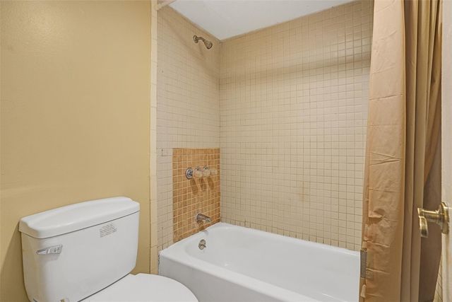 200 178th Drive 309, Sunny Isles Beach, FL 33160