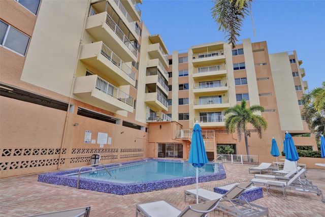 200 178th Drive 309, Sunny Isles Beach, FL 33160