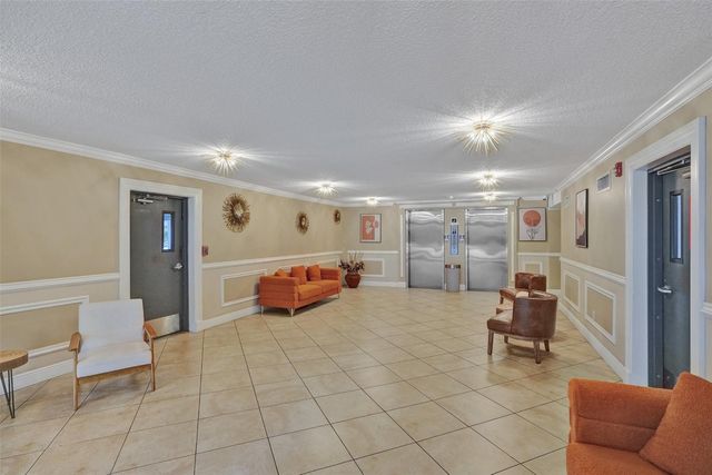 200 178th Drive 309, Sunny Isles Beach, FL 33160