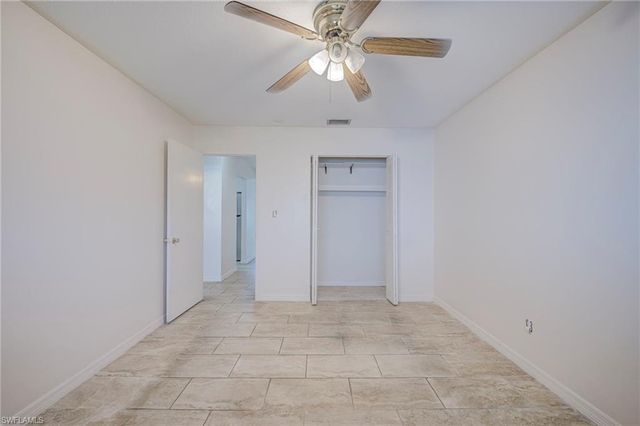 63 Tangelo CT, Lehigh Acres, FL 33936