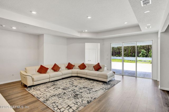 25 SILVER LILY Way, Jacksonville, FL 32092