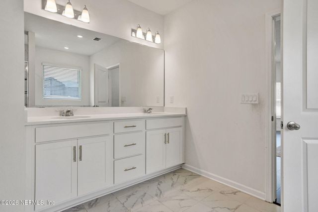 25 SILVER LILY Way, Jacksonville, FL 32092
