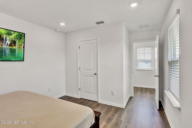 25 SILVER LILY Way, Jacksonville, FL 32092