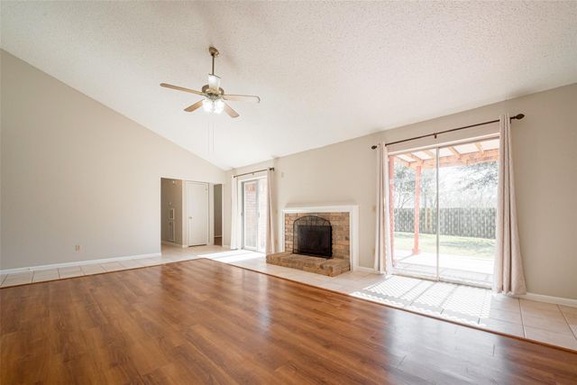 3002 Old Fort Road, Sugar Land, TX 77479