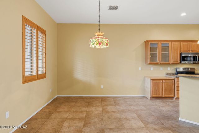 15044 N Rugged Lark Drive, Tucson, AZ 85739